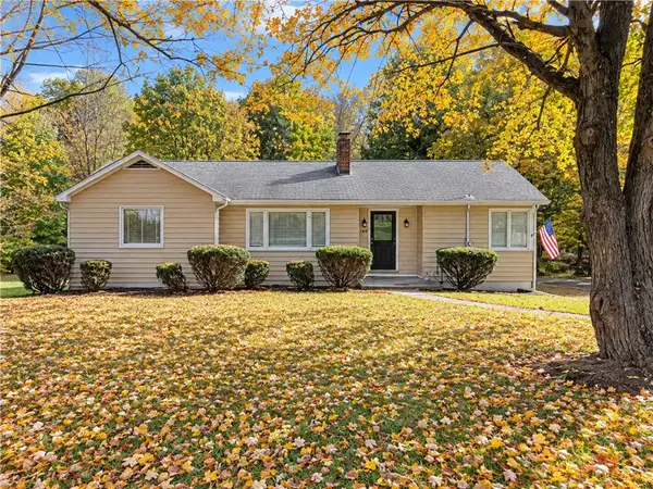 1105 Woodside Ave, Ellwood City, PA 16117