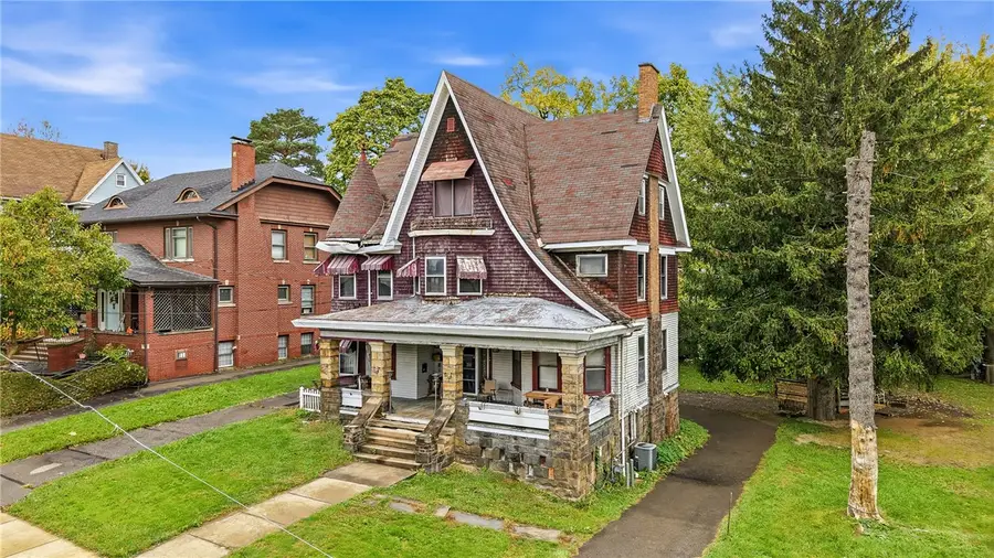 311 E Leasure Ave, New Castle, PA 16101 - #2