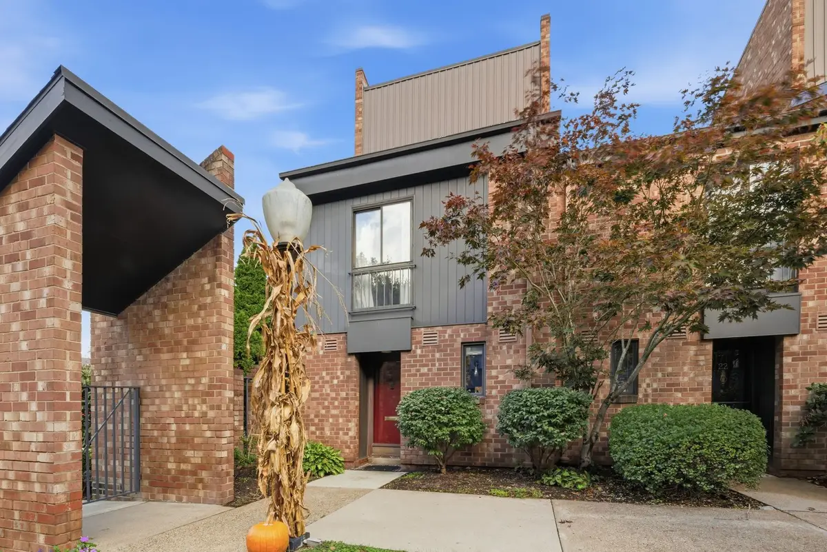 23 Foster Square, Pittsburgh, PA 15212 - #1