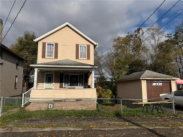 2513 Portland St, Grapeville, PA 15634