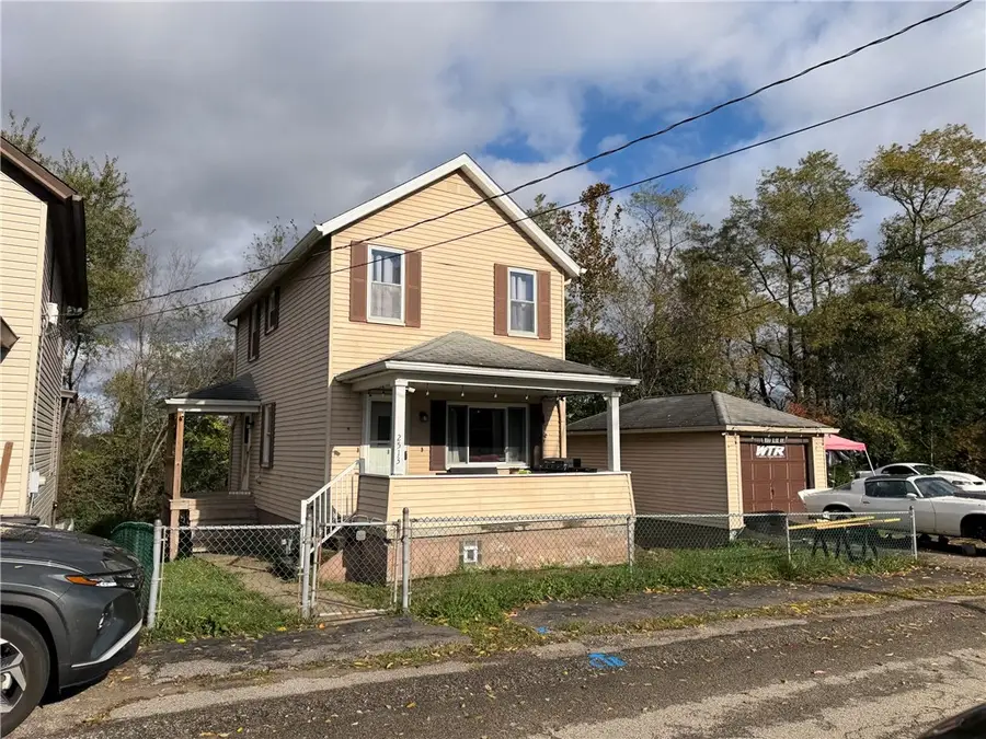 2513 Portland St, Grapeville, PA 15634 - #2