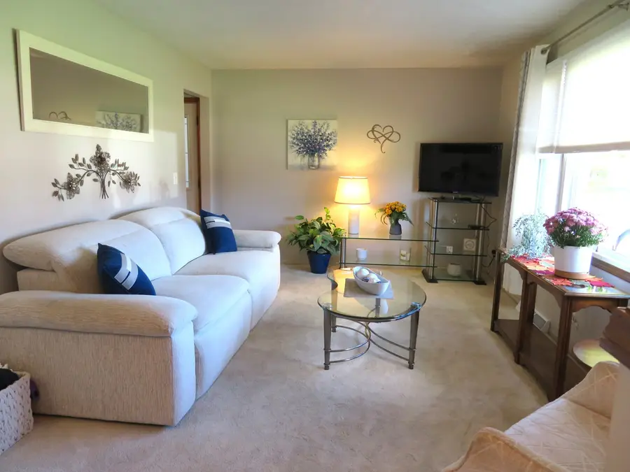 3690 Festor Drive, Hermitage, PA 16148 - #2