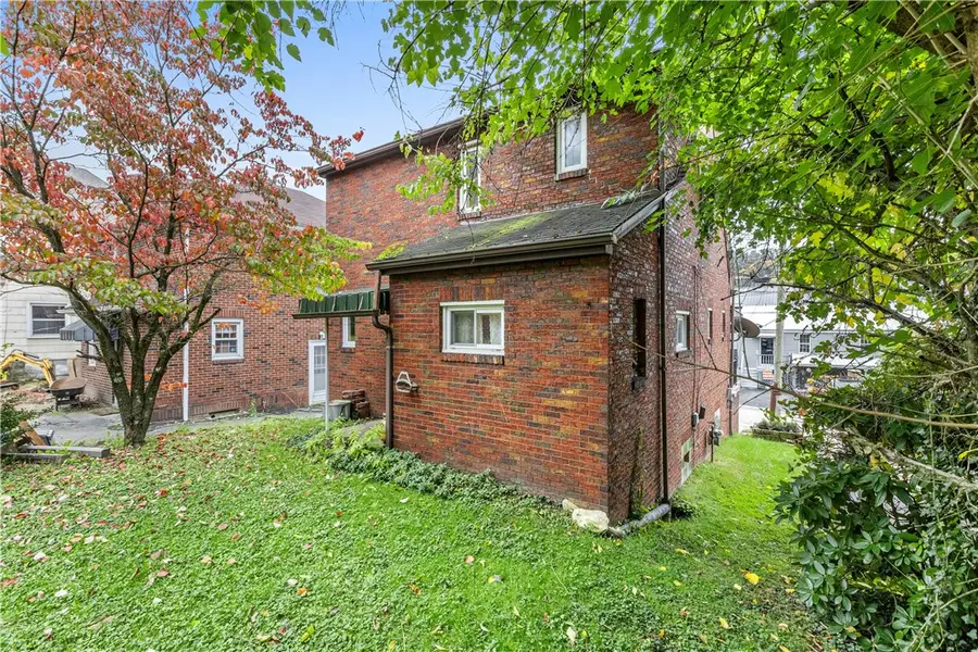 503 Franklin St, Freeport, PA 16229 - #3