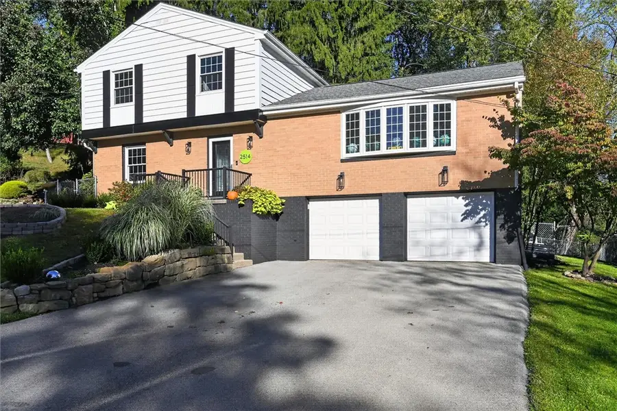 2514 Springwood Drive, Glenshaw, PA 15116 - #2
