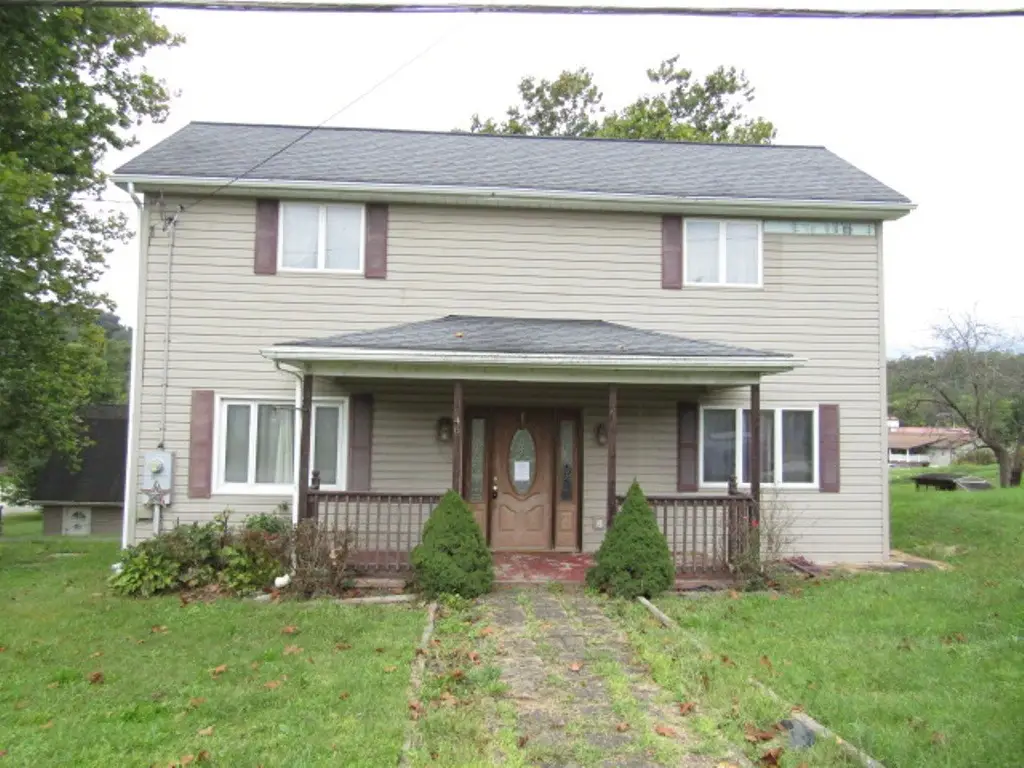 46 Memorial Dr, Perryopolis, PA 15473 - #1