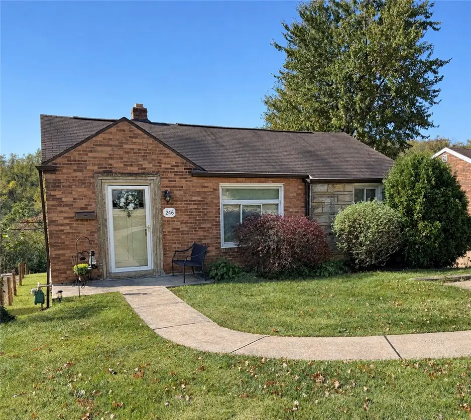 246 Creston Dr, West Mifflin, PA 15122 - #1