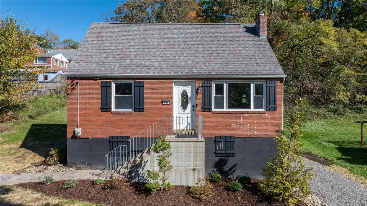 140 Lawrence Ave, Pittsburgh, PA 15238 - #1