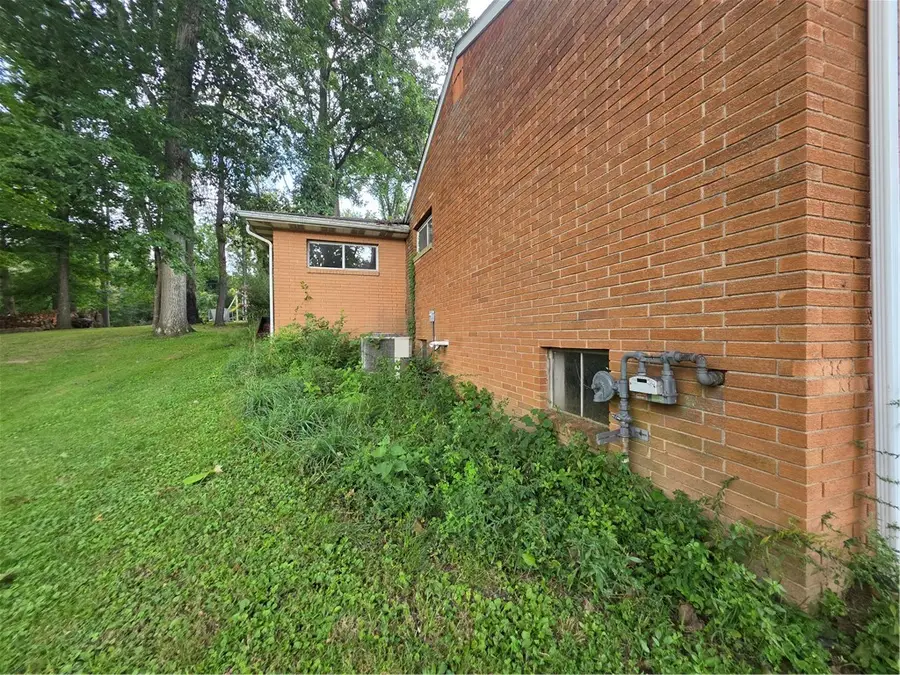 14 W Hillcrest Road, Eighty Four, PA 15330 - #3