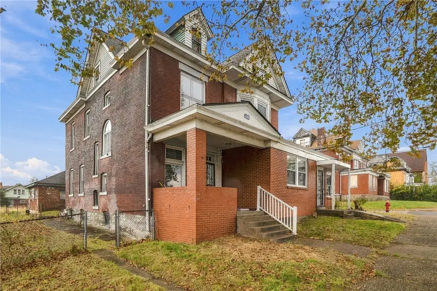 2019 Jenny Lind St, McKeesport, PA 15132 - #2