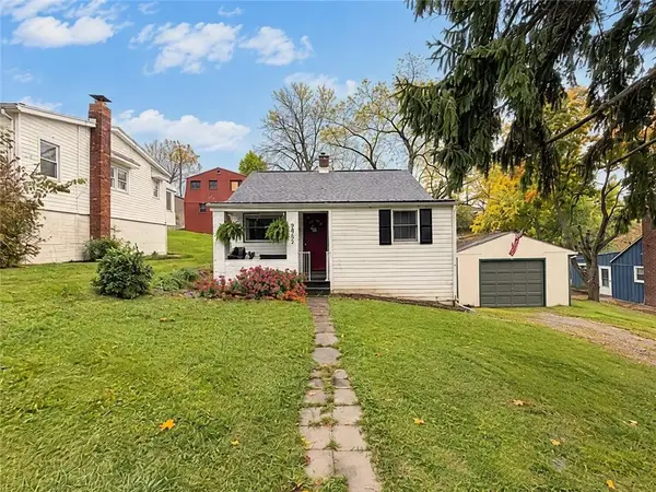 2925 Idaho Ave, Bethel Park, PA 15102
