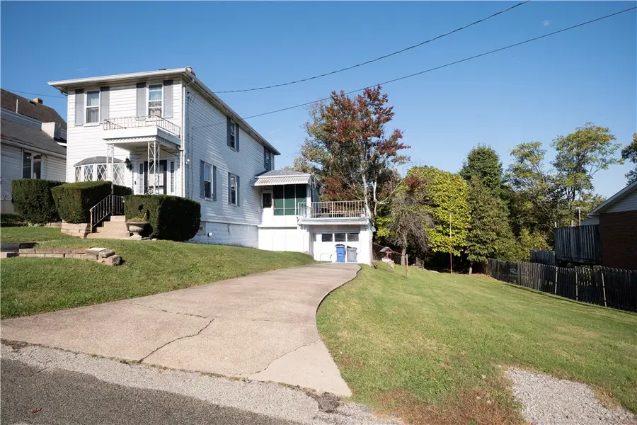 512 Reynolds St, McKeesport, PA 15132 - #3