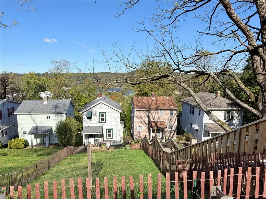 512 Hiland Ave, Coraopolis, PA 15108 - #3