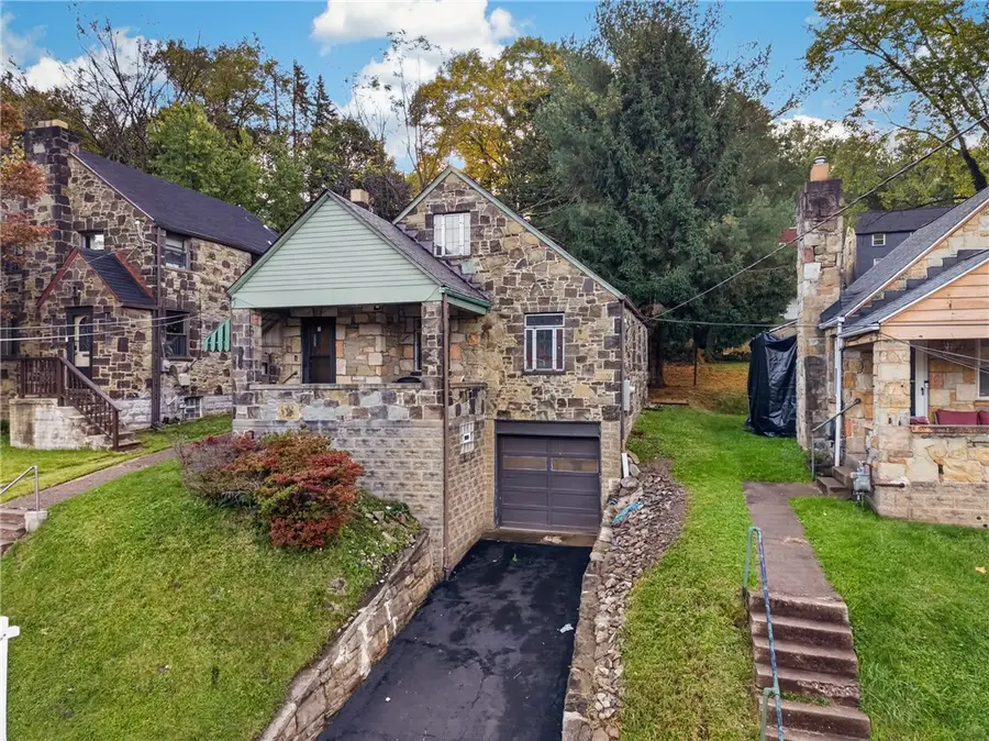 2214 Laketon Rd, Pittsburgh, PA 15221 - #2