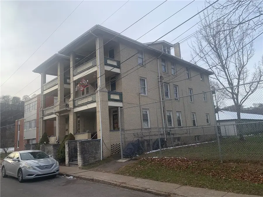 107 W High Street, Kittanning, PA 16201 - #2