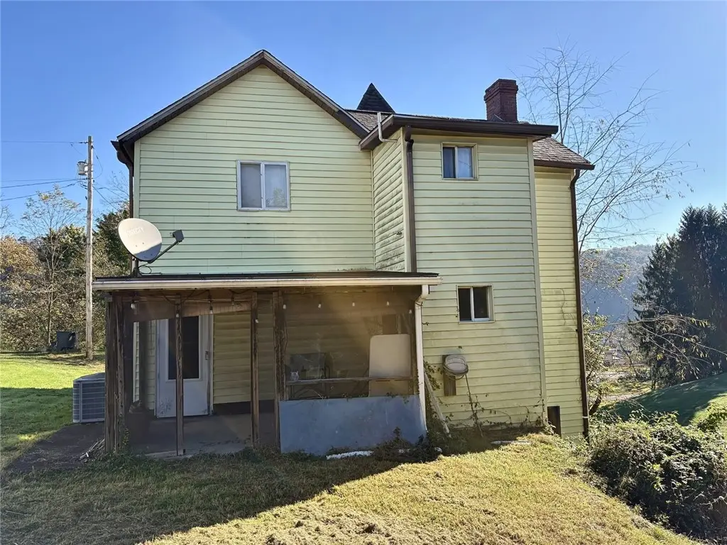 10 Step St, Millsboro, PA 15348 - #1