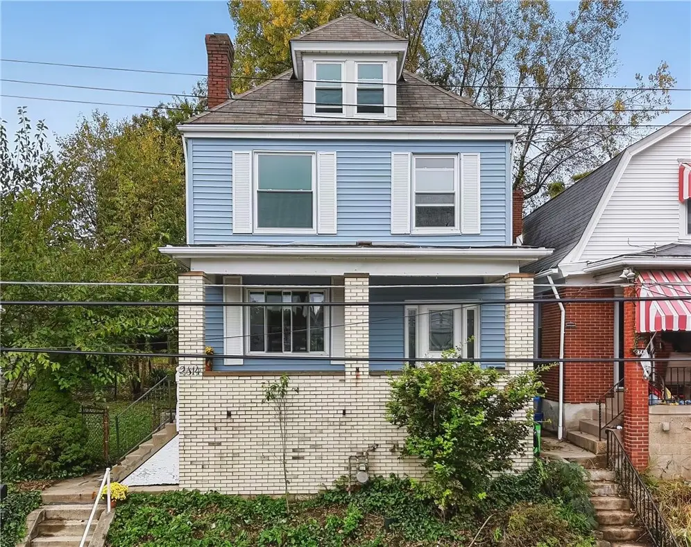 2814 Philadelphia Ave, Pittsburgh, PA 15216 - #1