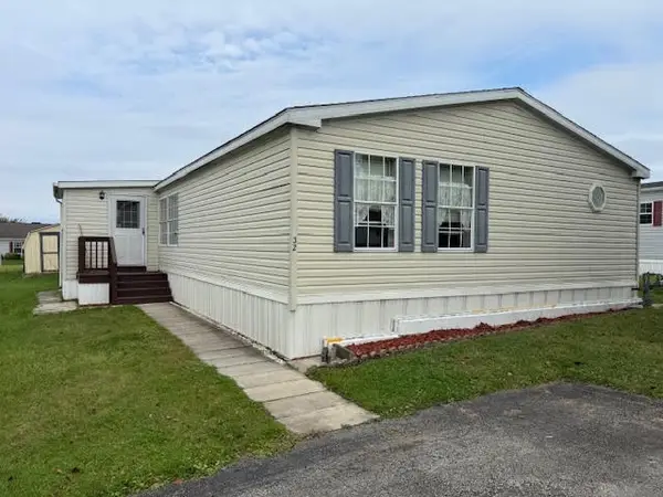 32 Village Drive, Mt Pleasant, PA 15666