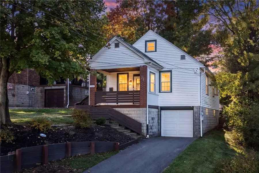 5322 Studebaker St, Bethel Park, PA 15102 - #2