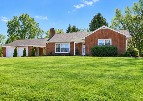 115 Peasant Village Lane, Rostraver Twp, PA 15012