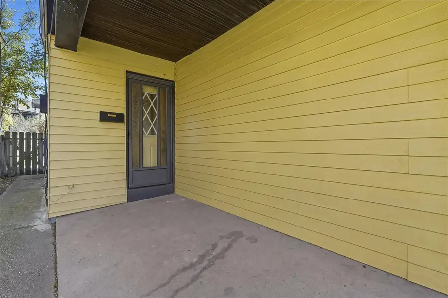 610 Transverse Ave, Pittsburgh, PA 15210 - #2