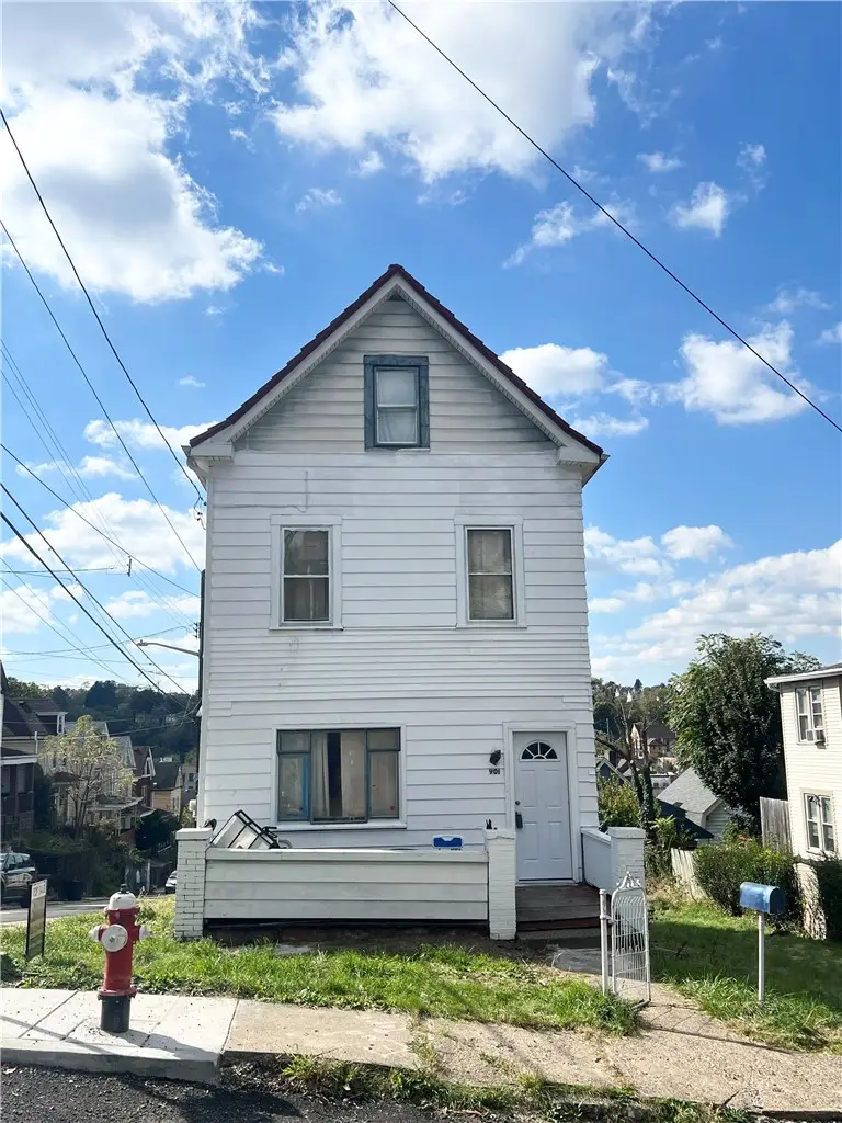 901 Wilhelm St, Pittsburgh, PA 15220 - #1