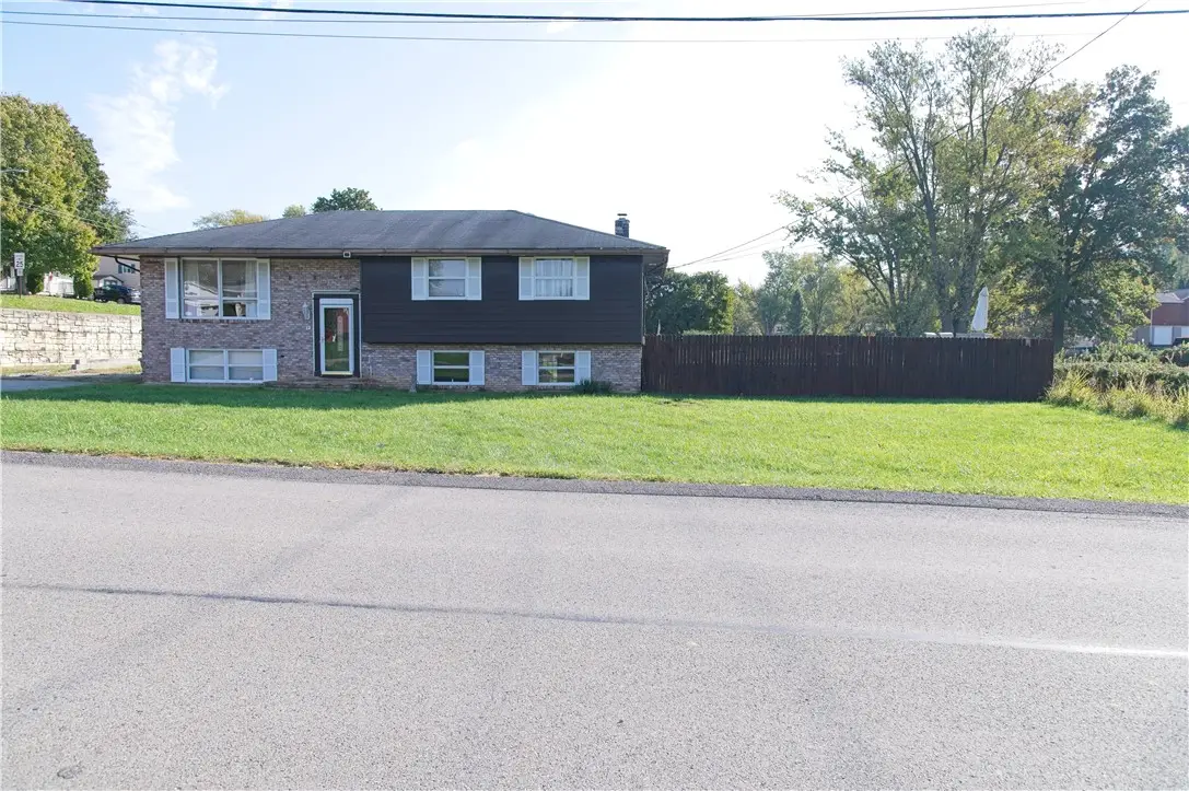 12 Dolly Ave, Jeannette, PA 15644 - #1