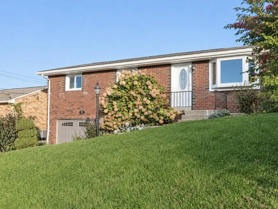 921 Shadycrest Rd, Pittsburgh, PA 15216 - #3