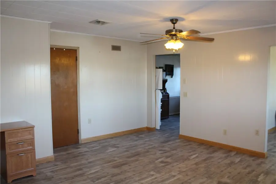 5512 Ollie St, Pittsburgh, PA 15207 - #2