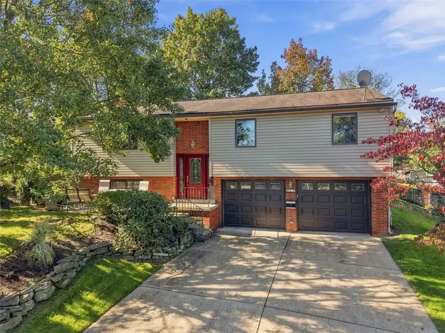 223 Shackelford Dr, Monroeville, PA 15146 - #2