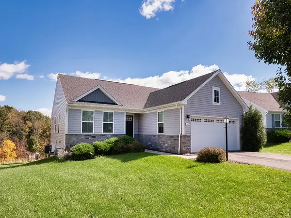 560 Birch Drive, Houston, PA 15342
