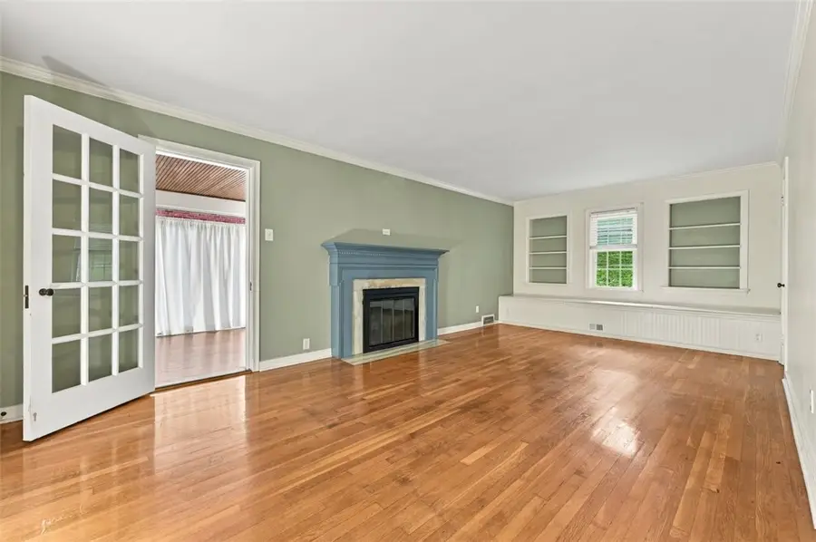 124 Delano Dr, Pittsburgh, PA 15236 - #3