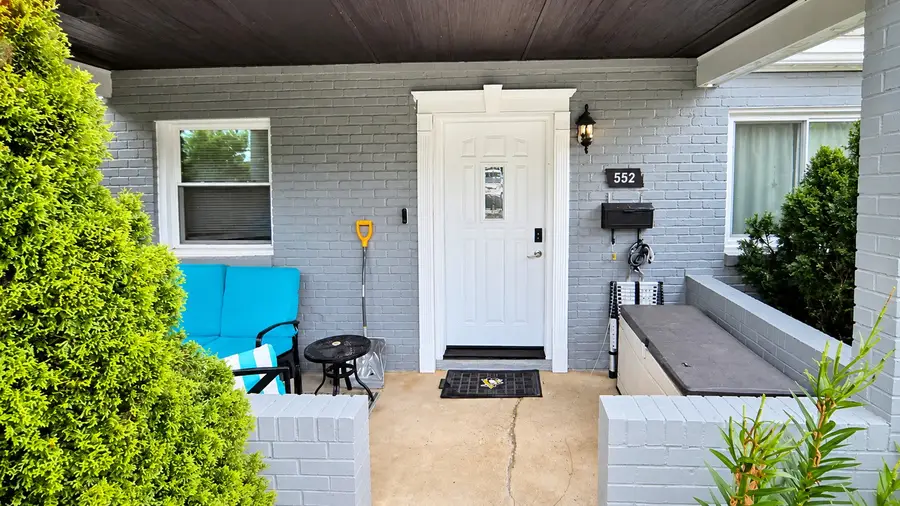 552 Garfield Avenue, Carnegie, PA 15106 - #3