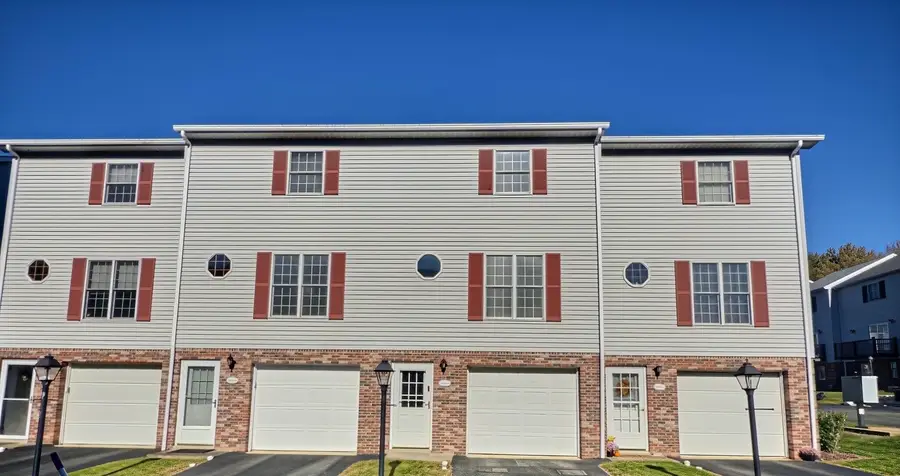 1003 Gazebo Drive, Greensburg, PA 15601 - #2