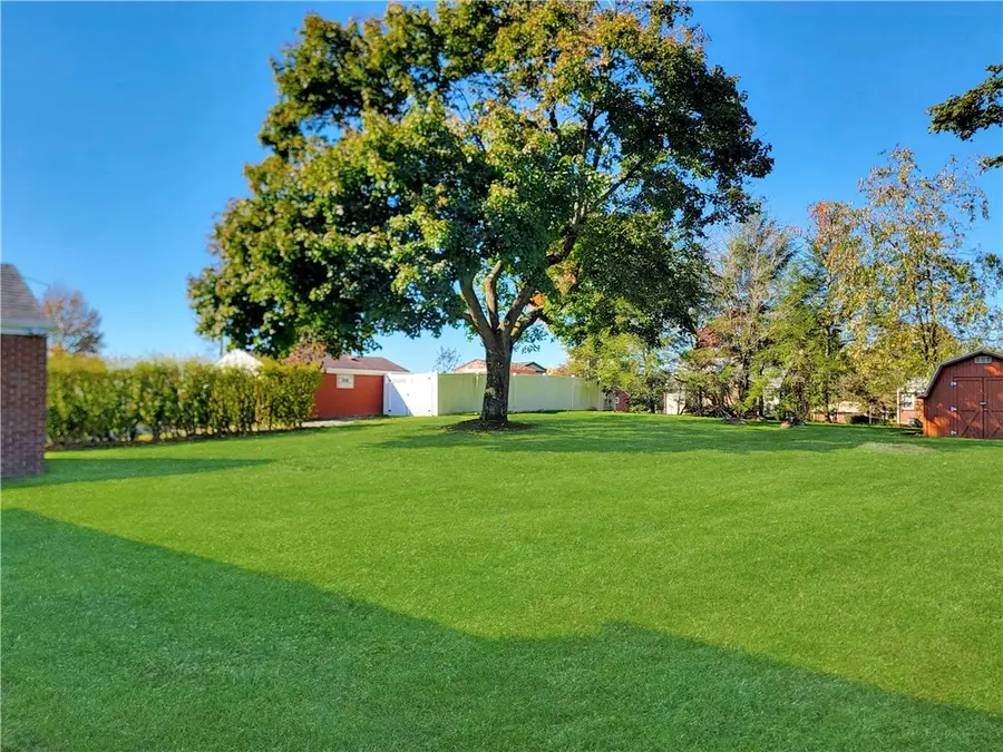 1325 Silver Ln, Coraopolis, PA 15108 - #2