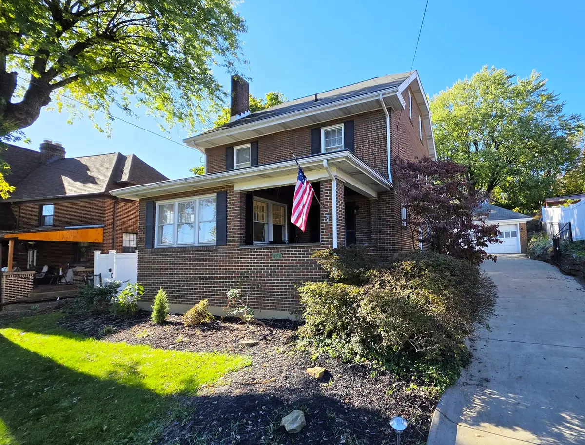 661 E Beau Street, Washington, PA 15301 - #1