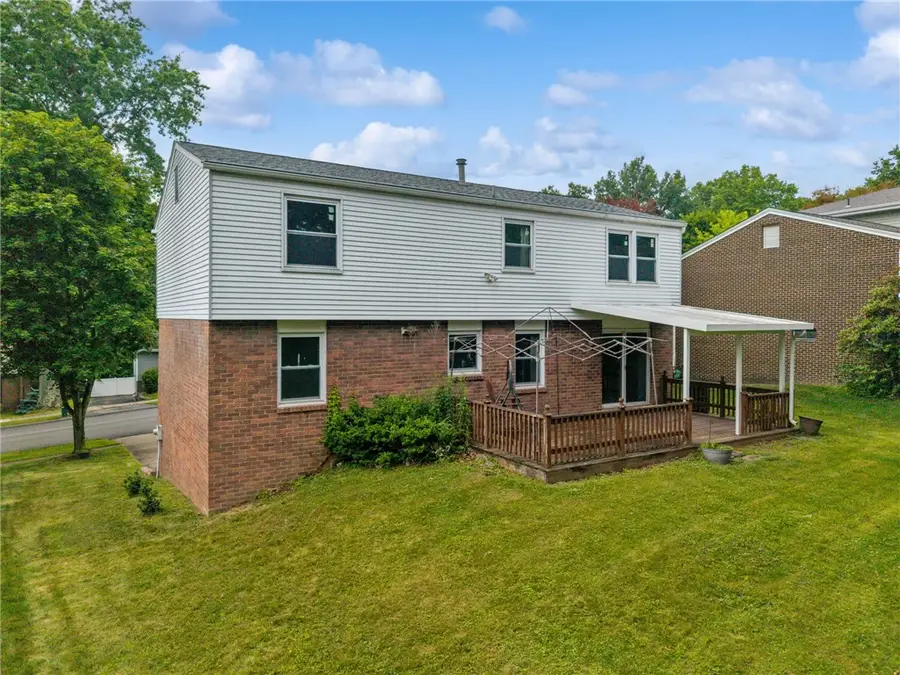 143 Penn Lear Dr, Monroeville, PA 15146 - #2