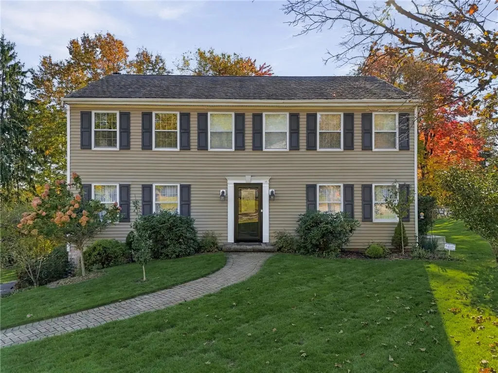 922 Meadow Crest Dr, Pittsburgh, PA 15237 - #1