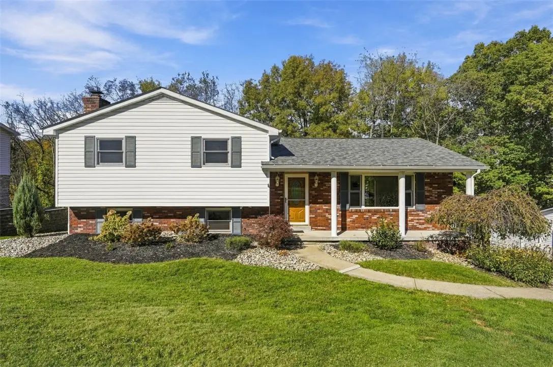 317 Laddie Dr, Washington, PA 15301 - #1