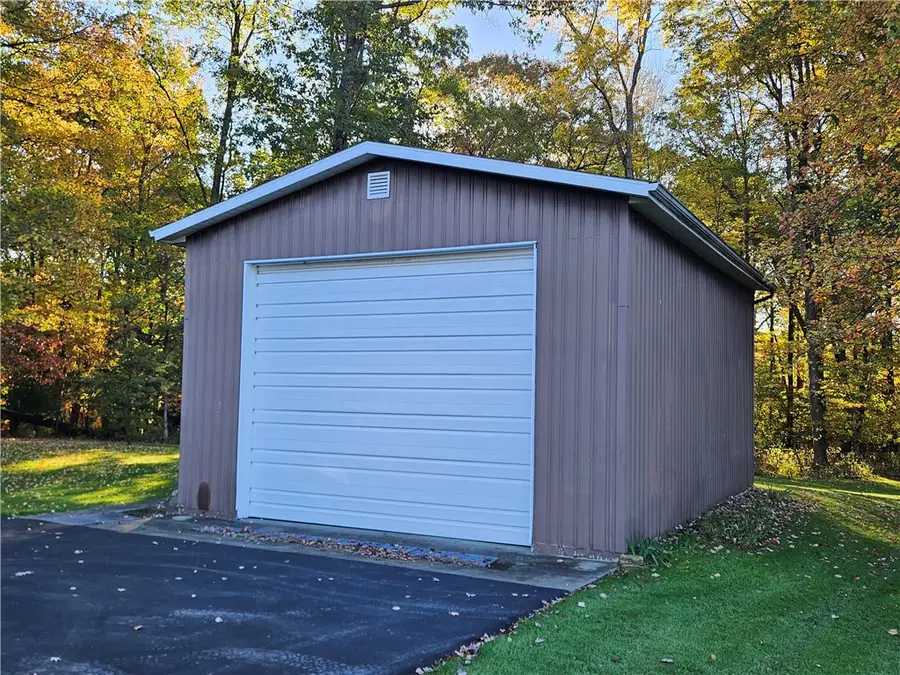 318 Euclid Rd, Butler, PA 16001 - #3