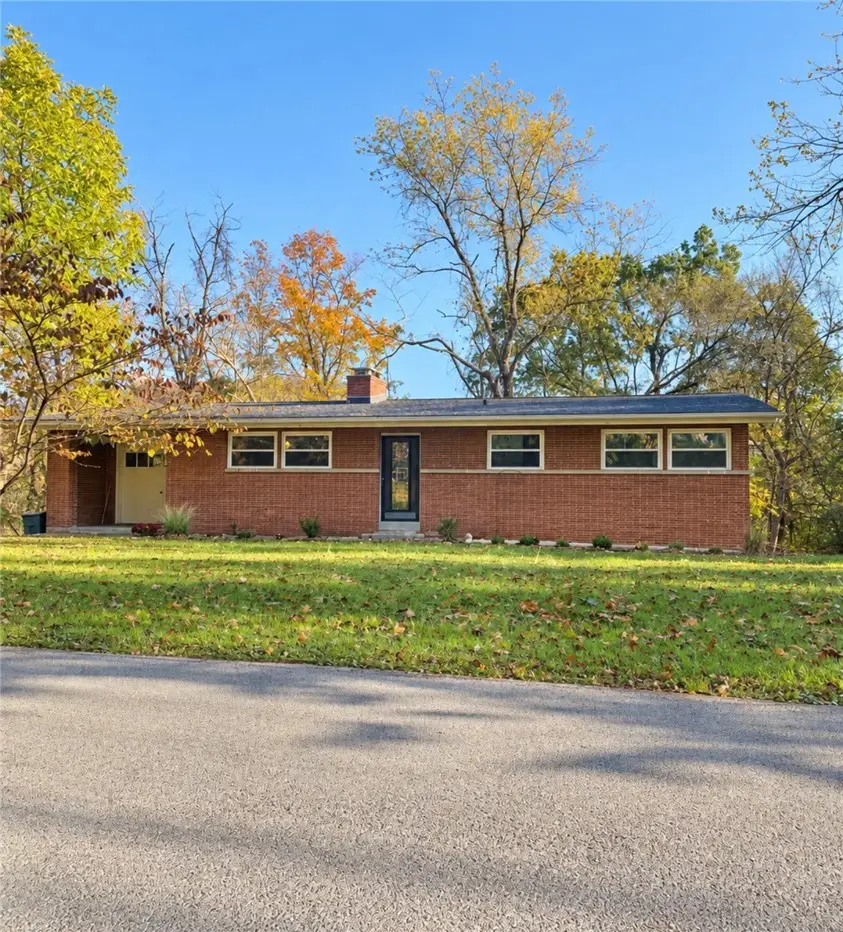 572 Old Route 51 Rd, Waltersburg, PA 15488 - #1