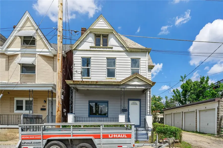 812 Ernie St, Pittsburgh, PA 15220 - #2