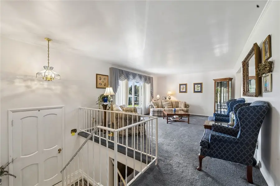 415 Jamie Drive, Rostraver Township, PA 15012 - #2