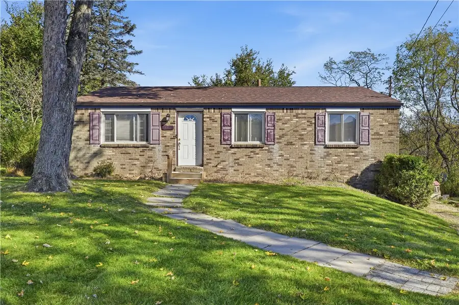 145 Mohawk Trail Dr, Pittsburgh, PA 15235 - #2