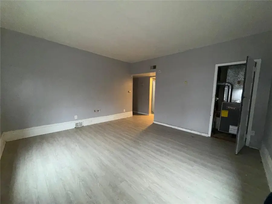 306 Broadway Ave, McKees Rocks, PA 15136 - #3