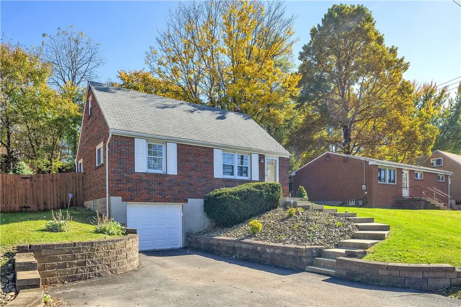 426 Millers Ln, Pittsburgh, PA 15239 - #2