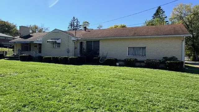 2020 Wood St, Aliquippa, PA 15001 - #1