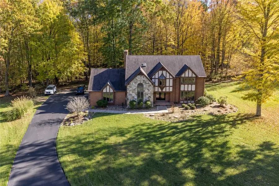 109 Old Hickory Ln, Grove City, PA 16127 - #3