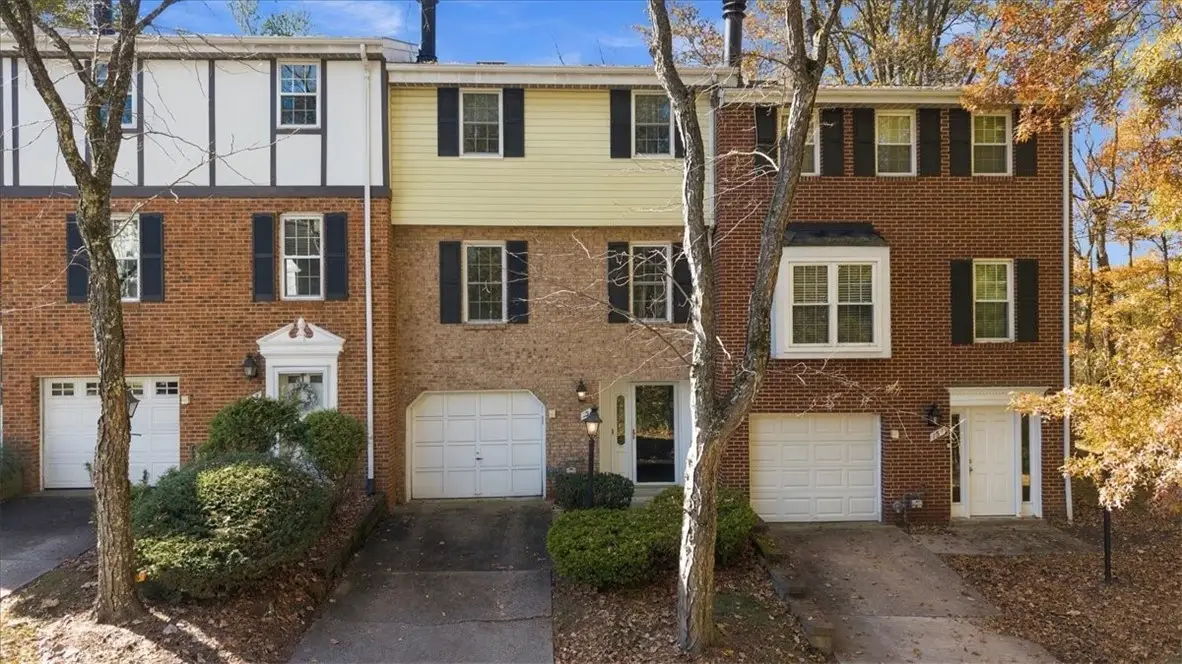 152 Aberdeen Dr, Pittsburgh, PA 15237 - #1
