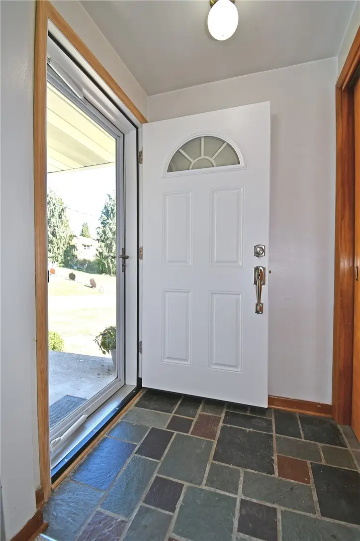 350 Jenny Lynn Drive, Coraopolis, PA 15108 - #3