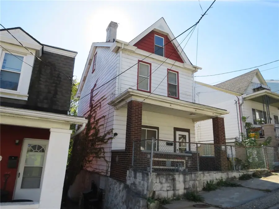 118 Schuchert St, Pittsburgh, PA 15210 - #2